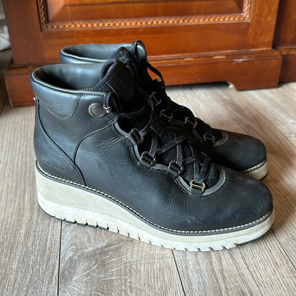 Cole Haan Warm, Waterproof Leather Boots ❄️ 🌧️ - Picture 3 of 9